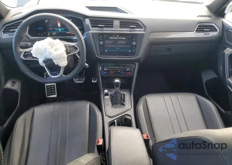 2022 Volkswagen Tiguan Se R-Line Black z USA, uszkodzony, nr VIN 3VVCB7AXXNM074804